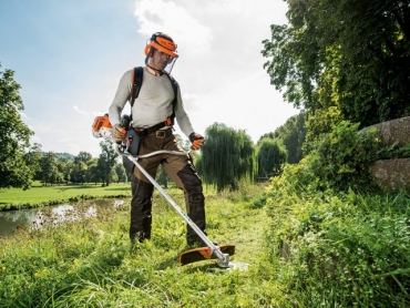 Débroussailleuse thermique